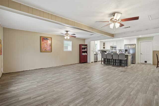 3904 Lakewood Drive, Lake Worth, TX 76135