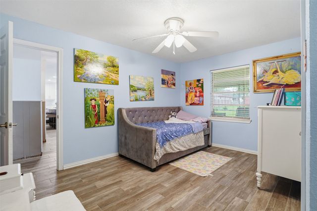 3904 Lakewood Drive, Lake Worth, TX 76135