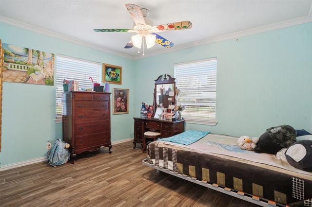 3904 Lakewood Drive, Lake Worth, TX 76135