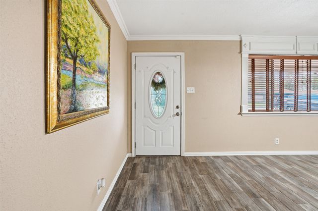 3904 Lakewood Drive, Lake Worth, TX 76135