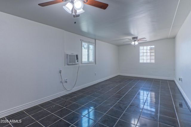 5946 W MYRTLE Avenue, Glendale, AZ 85301