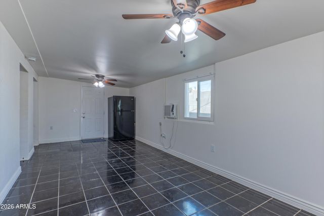 5946 W MYRTLE Avenue, Glendale, AZ 85301