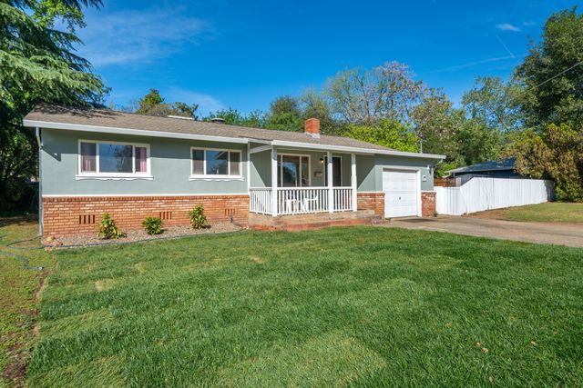 2976 West Way, Redding, CA 96002