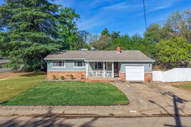 2976 West Way, Redding, CA 96002