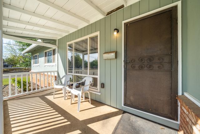 2976 West Way, Redding, CA 96002