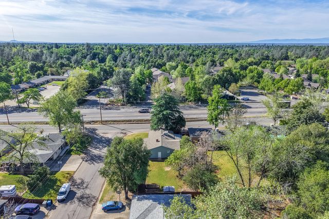 2976 West Way, Redding, CA 96002