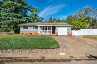 2976 West Way, Redding, CA 96002