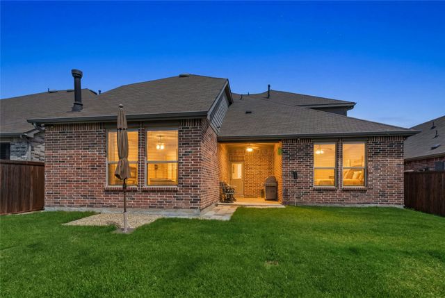 1308 Warbler Drive, Little Elm, TX 75068