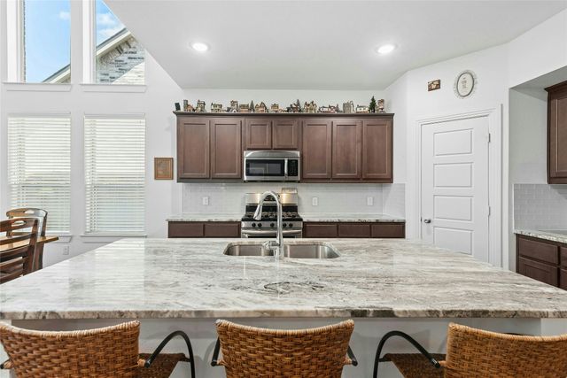 1308 Warbler Drive, Little Elm, TX 75068