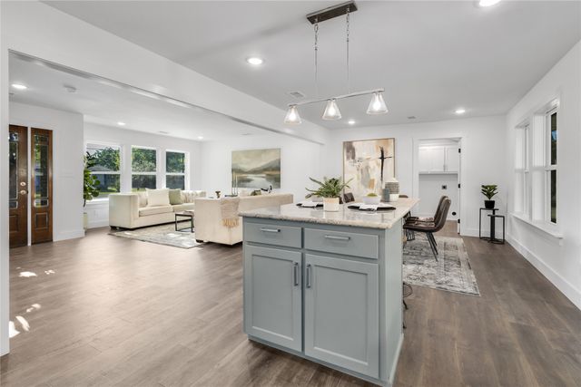 128 N Osborn Street, Alba, TX 75410