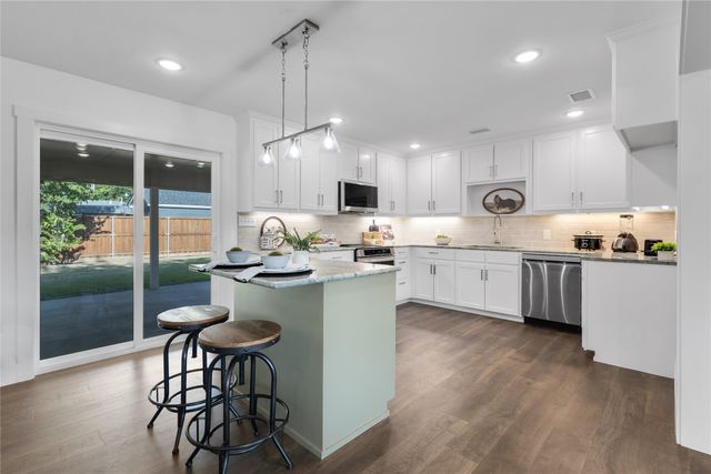 128 N Osborn Street, Alba, TX 75410