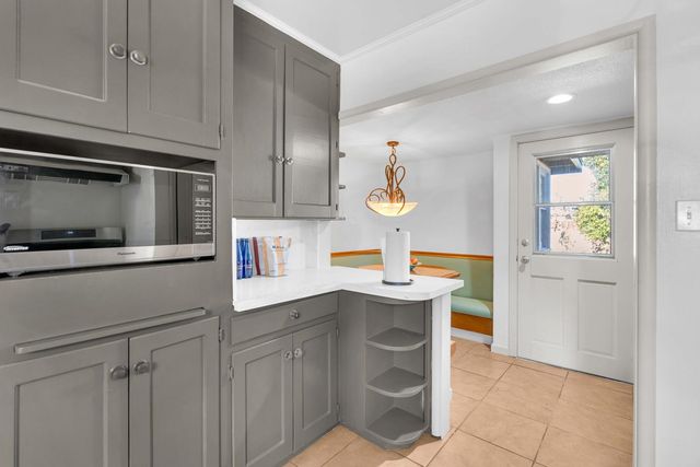 3623 E Lamona, Fresno, CA 93703