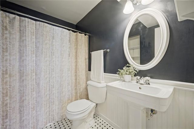 2249 Estuary CT, Virginia Beach, VA 23451
