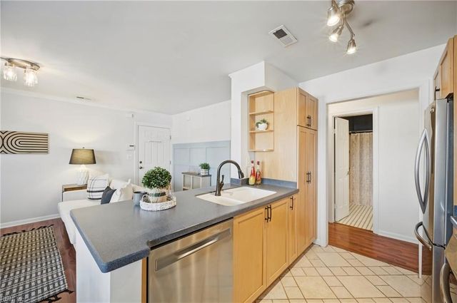 2249 Estuary CT, Virginia Beach, VA 23451