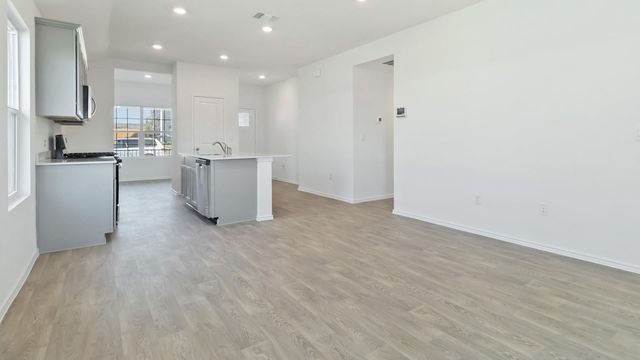 171 Palestine TRL, Kyle, TX 78640