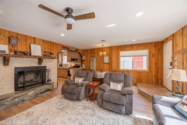 803 Robinhood Boulevard, Big Bear City, CA 92314