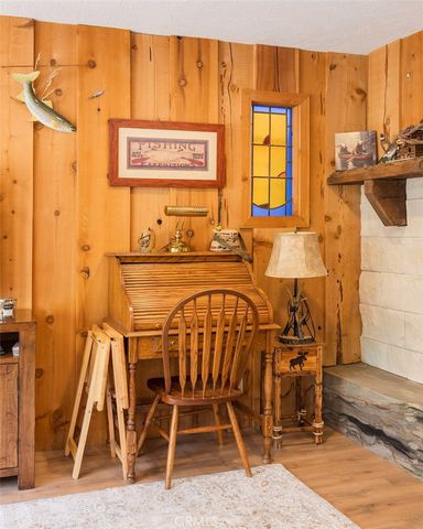 803 Robinhood Boulevard, Big Bear City, CA 92314