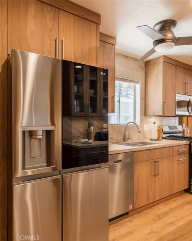 803 Robinhood Boulevard, Big Bear City, CA 92314