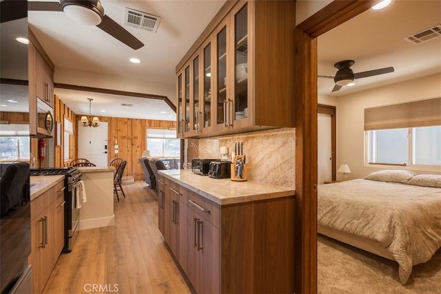 803 Robinhood Boulevard, Big Bear City, CA 92314