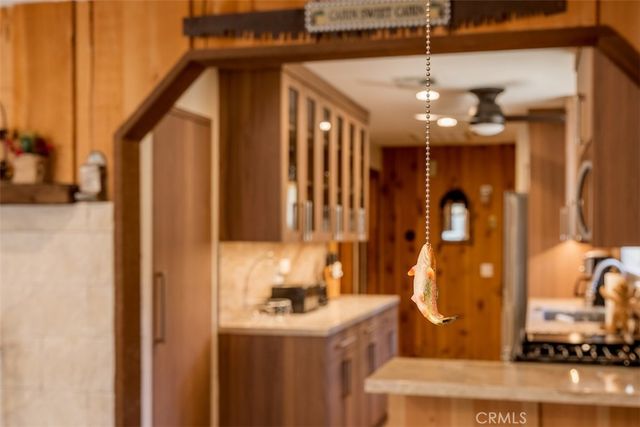 803 Robinhood Boulevard, Big Bear City, CA 92314