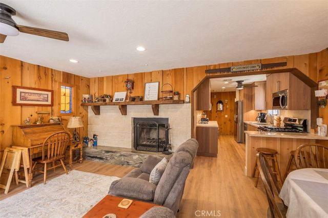 803 Robinhood Boulevard, Big Bear City, CA 92314