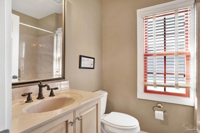 105 S Florida Blanca St, Pensacola, FL 32502