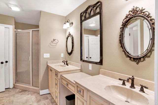 105 S Florida Blanca St, Pensacola, FL 32502