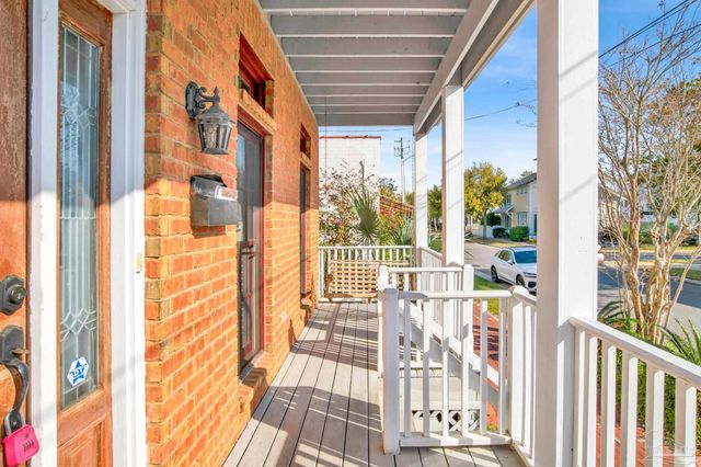 105 S Florida Blanca St, Pensacola, FL 32502