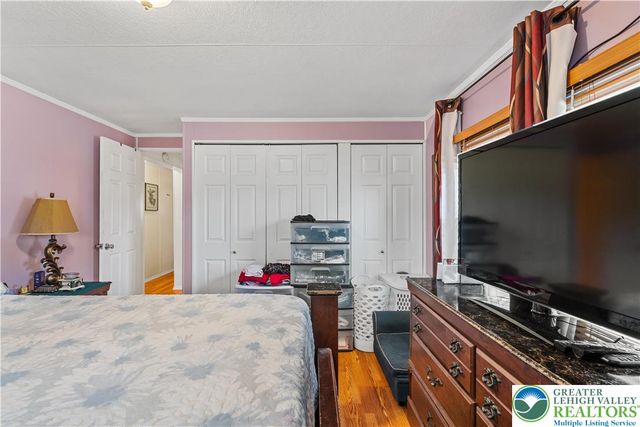 1 Woodsdale Court, Moore Twp, PA 18014