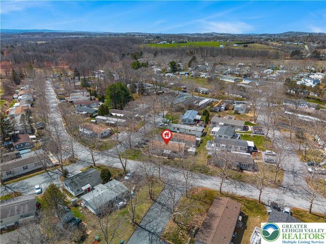 1 Woodsdale Court, Moore Twp, PA 18014
