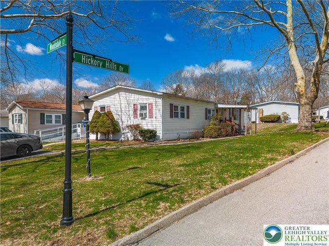 1 Woodsdale Court, Moore Twp, PA 18014