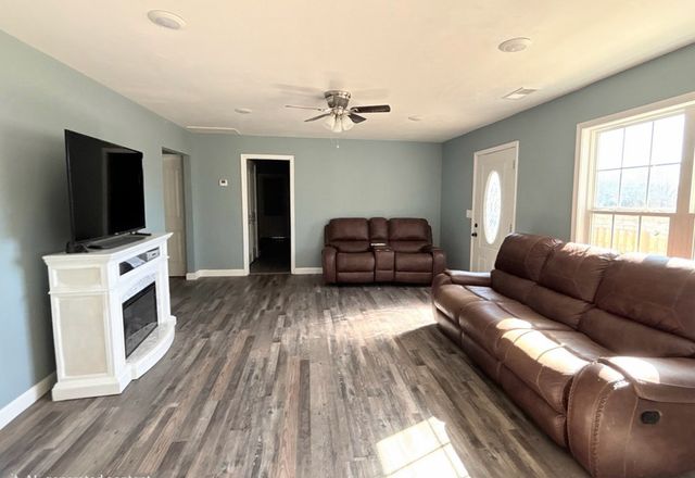 700 Vernon Avenue, Dalton, GA 30720