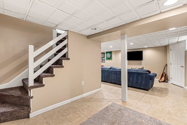 4 George, Andover, MA 01810