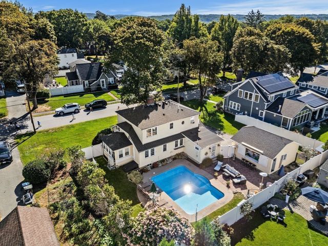 4 George, Andover, MA 01810