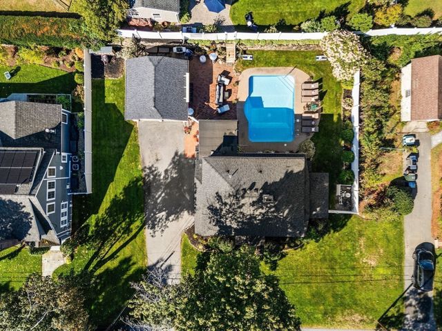 4 George, Andover, MA 01810
