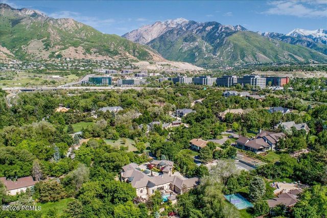 6274 S Oles Lane, Holladay, UT 84121
