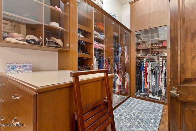 6274 S Oles Lane, Holladay, UT 84121