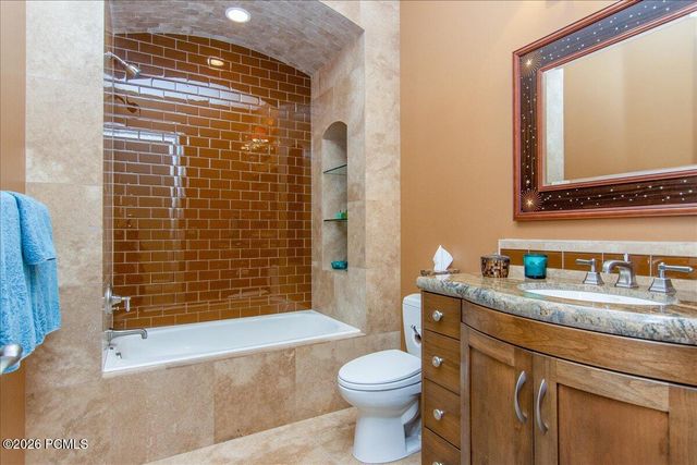 6274 S Oles Lane, Holladay, UT 84121