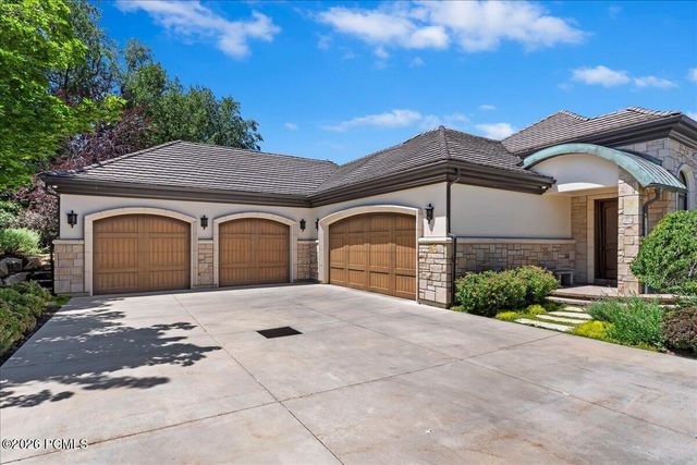 6274 S Oles Lane, Holladay, UT 84121
