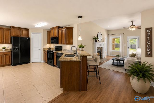 7601 Addison Drive, Huntsville, AL 35806