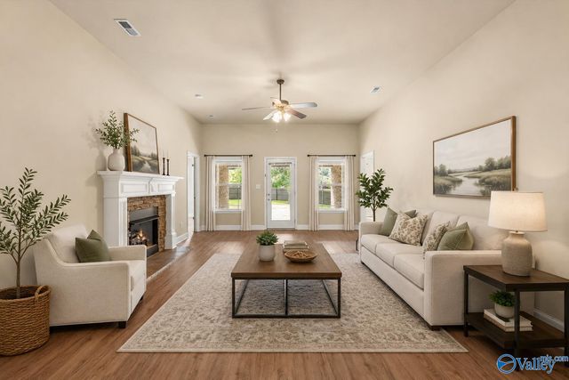 7601 Addison Drive, Huntsville, AL 35806