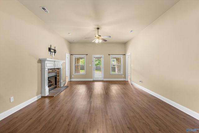 7601 Addison Drive, Huntsville, AL 35806
