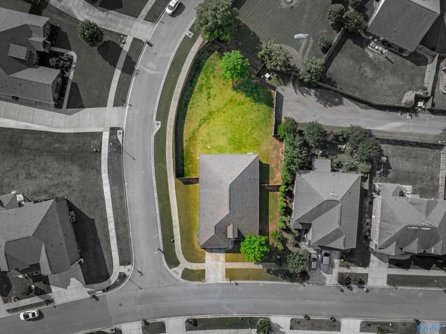 7601 Addison Drive, Huntsville, AL 35806