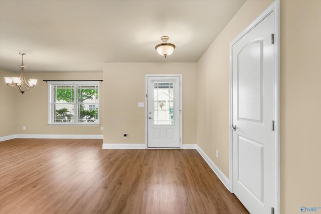 7601 Addison Drive, Huntsville, AL 35806