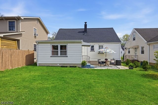 128 Livingston Rd, Linden City, NJ 07036