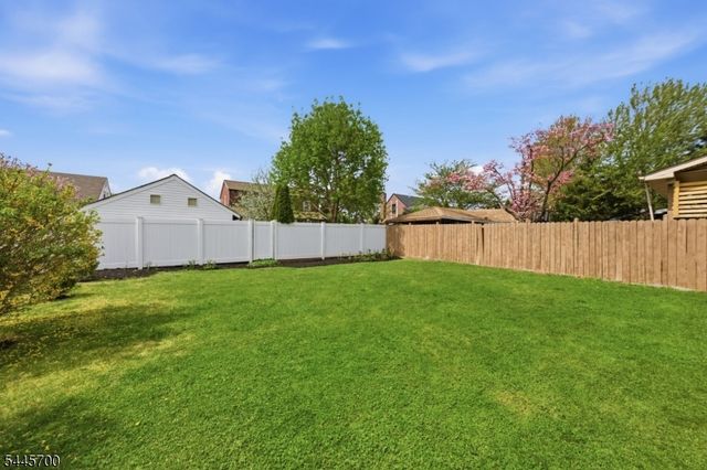 128 Livingston Rd, Linden City, NJ 07036
