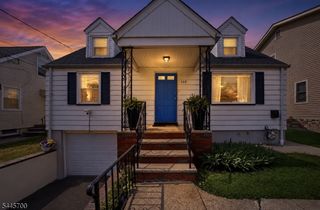 128 Livingston Rd, Linden City, NJ 07036