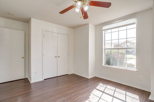 9812 Maryville Lane, Fort Worth, TX 76108