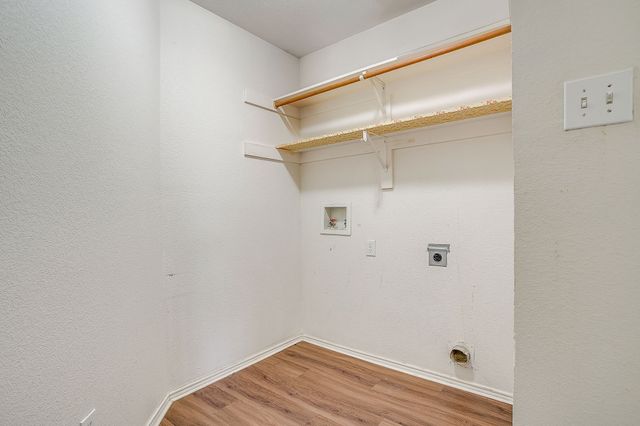 9812 Maryville Lane, Fort Worth, TX 76108