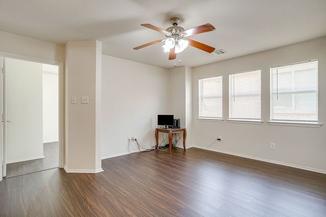 9812 Maryville Lane, Fort Worth, TX 76108